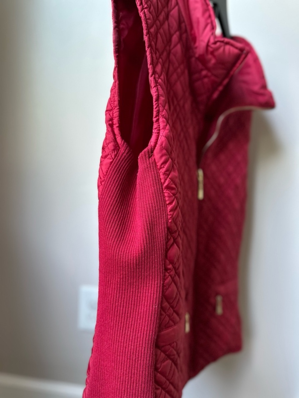 Classic Quilted Red Women's Vest with Zip Pockets - Picture 5 of 12